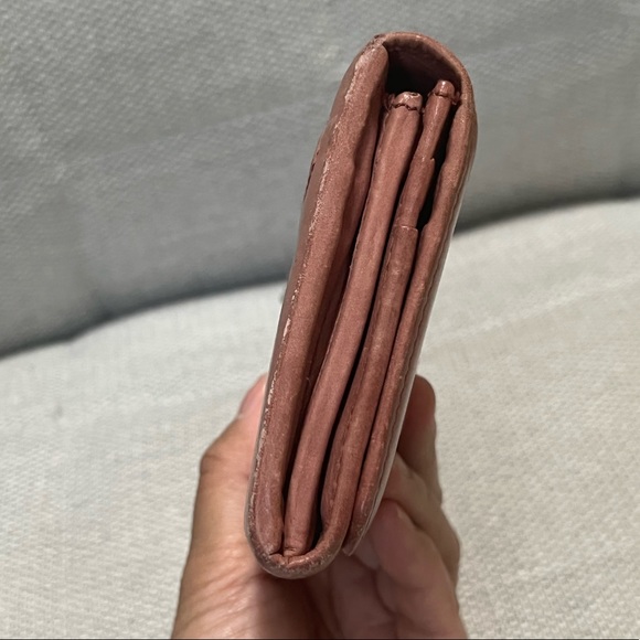 Authentic PRADA leather long wallet - Picture 8 of 16